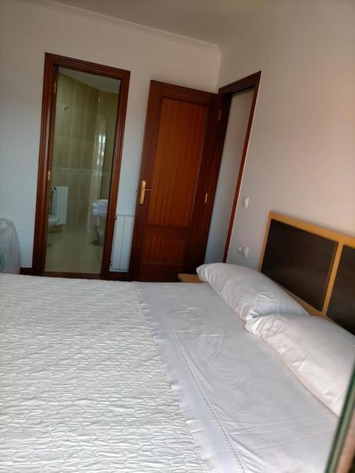 Atico Con 3 Habitaciones En פויו מראה חיצוני תמונה