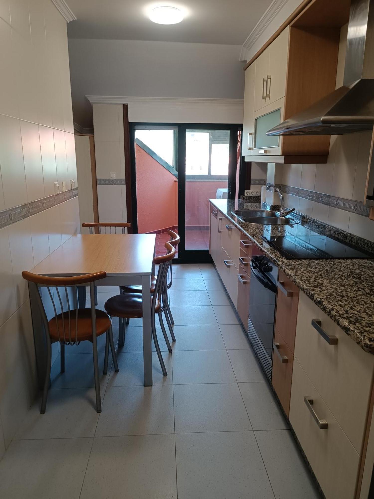 Atico Con 3 Habitaciones En פויו מראה חיצוני תמונה